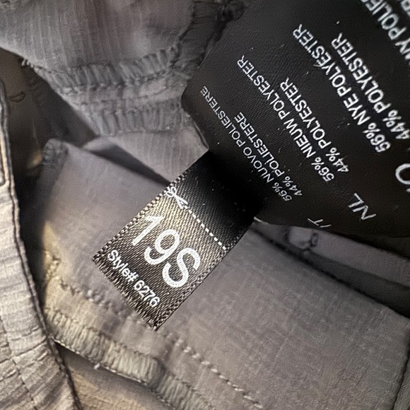 KUHL Horizn Skinny Pants Ripstop Cargo Gray Womens Size 4 Short Hiking Outdoor - Picture 13 of 15